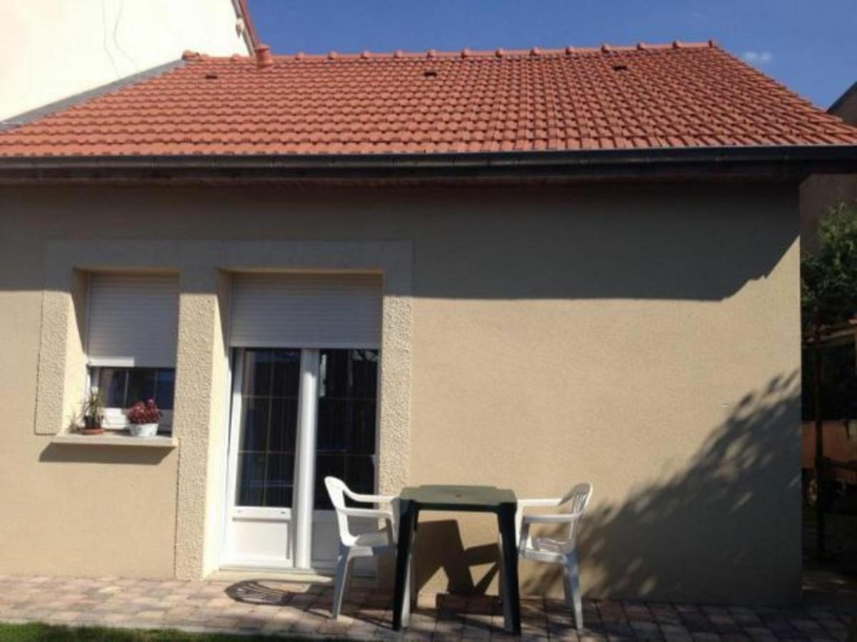 Charmant Gite A Etain, Tout Inclus, Proche Verdun Avec Terrasse Et Parking - Fr-1-585-3 المظهر الخارجي الصورة