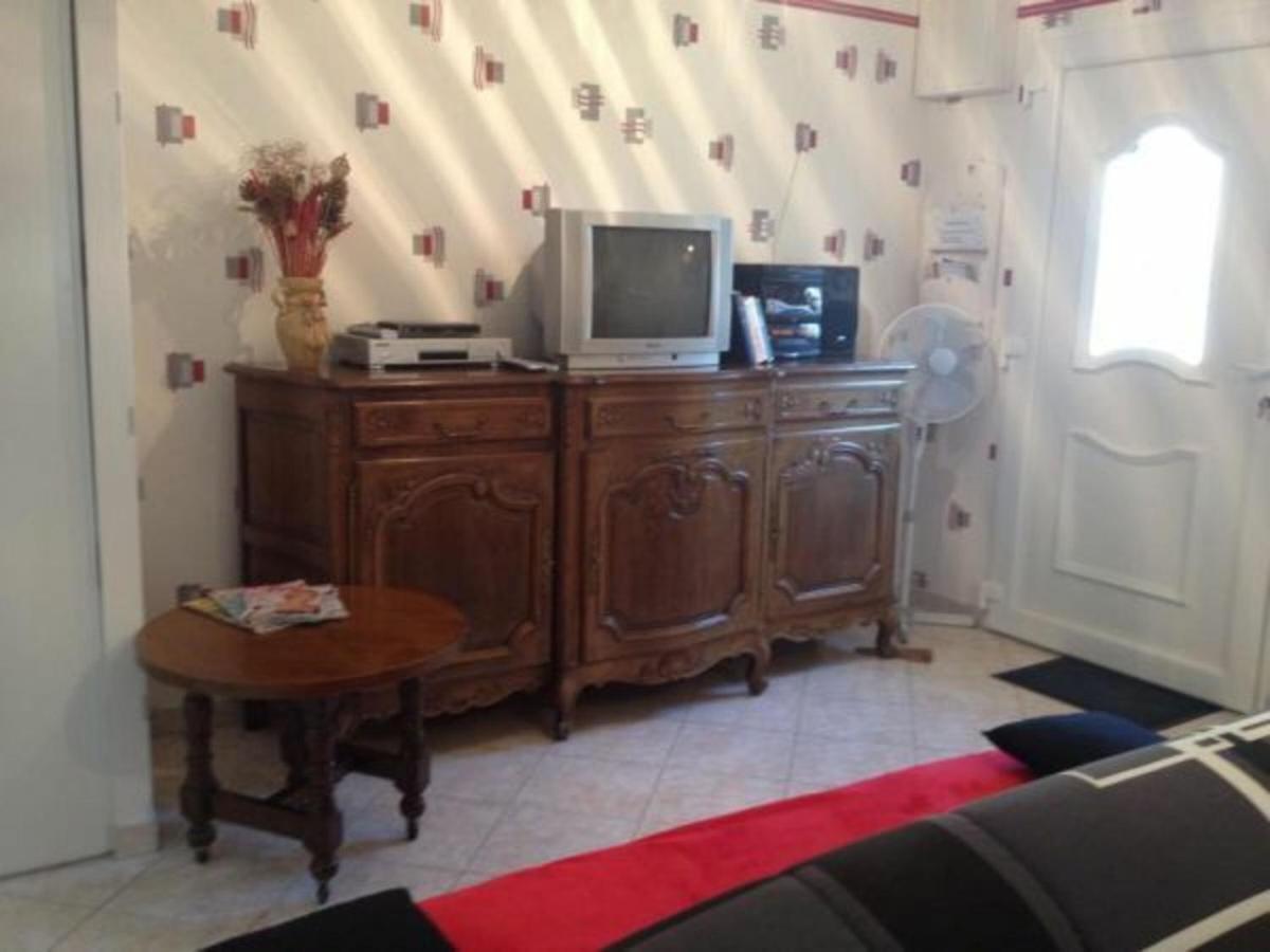 Charmant Gite A Etain, Tout Inclus, Proche Verdun Avec Terrasse Et Parking - Fr-1-585-3 المظهر الخارجي الصورة